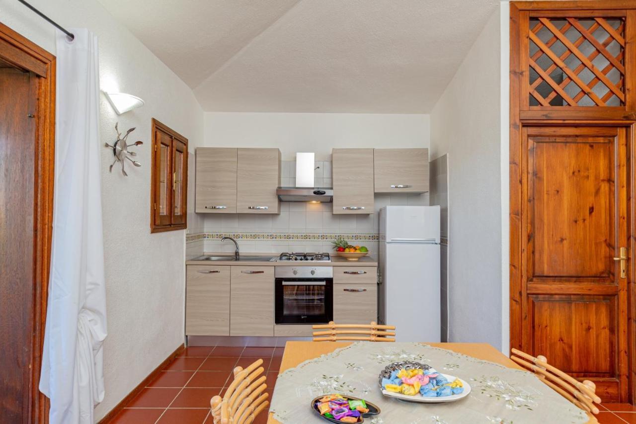 Appartamento Cala Paradiso San Teodoro  Exteriör bild