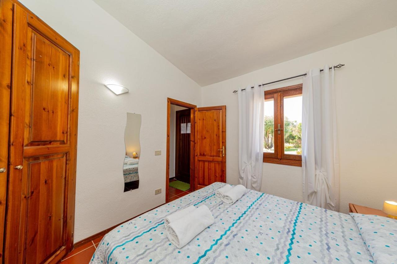 Appartamento Cala Paradiso San Teodoro  Exteriör bild