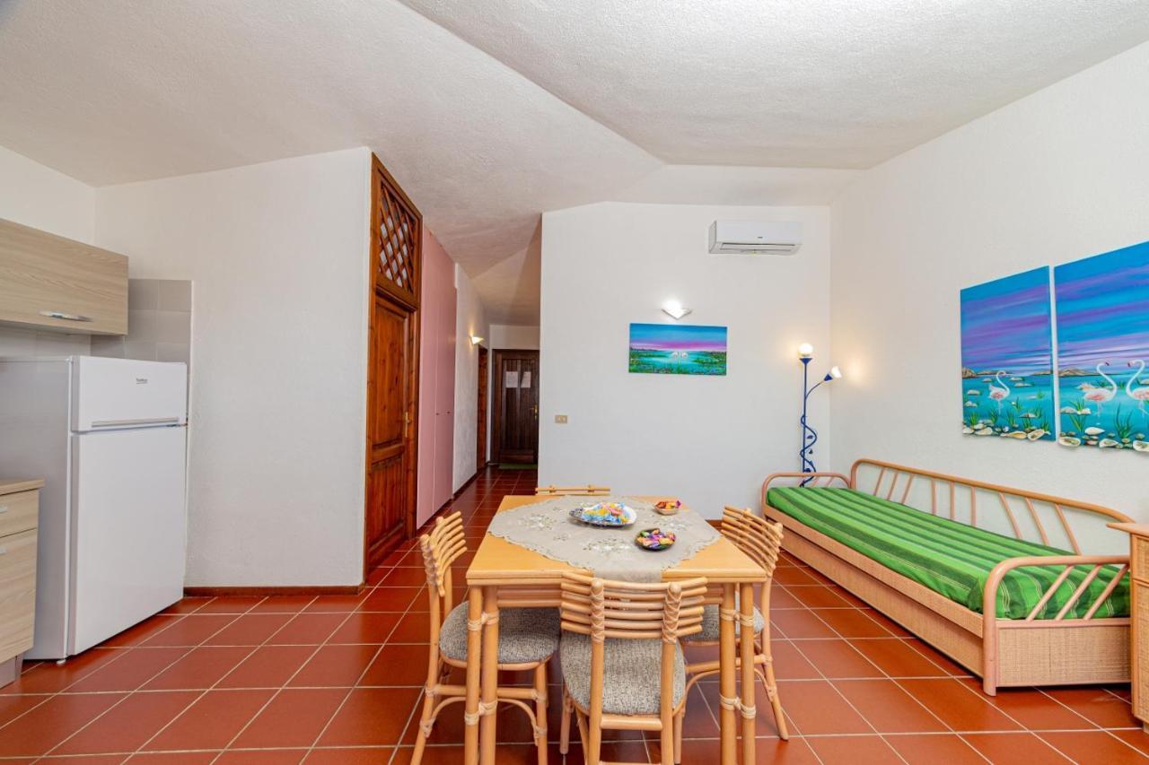 Appartamento Cala Paradiso San Teodoro  Exteriör bild